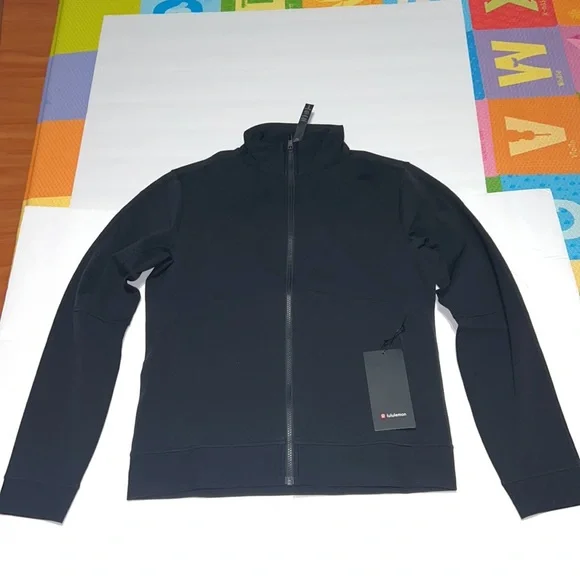 Lululemon Jacket - Picture 2 of 7